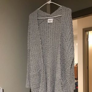 Carly Jean la cardigan